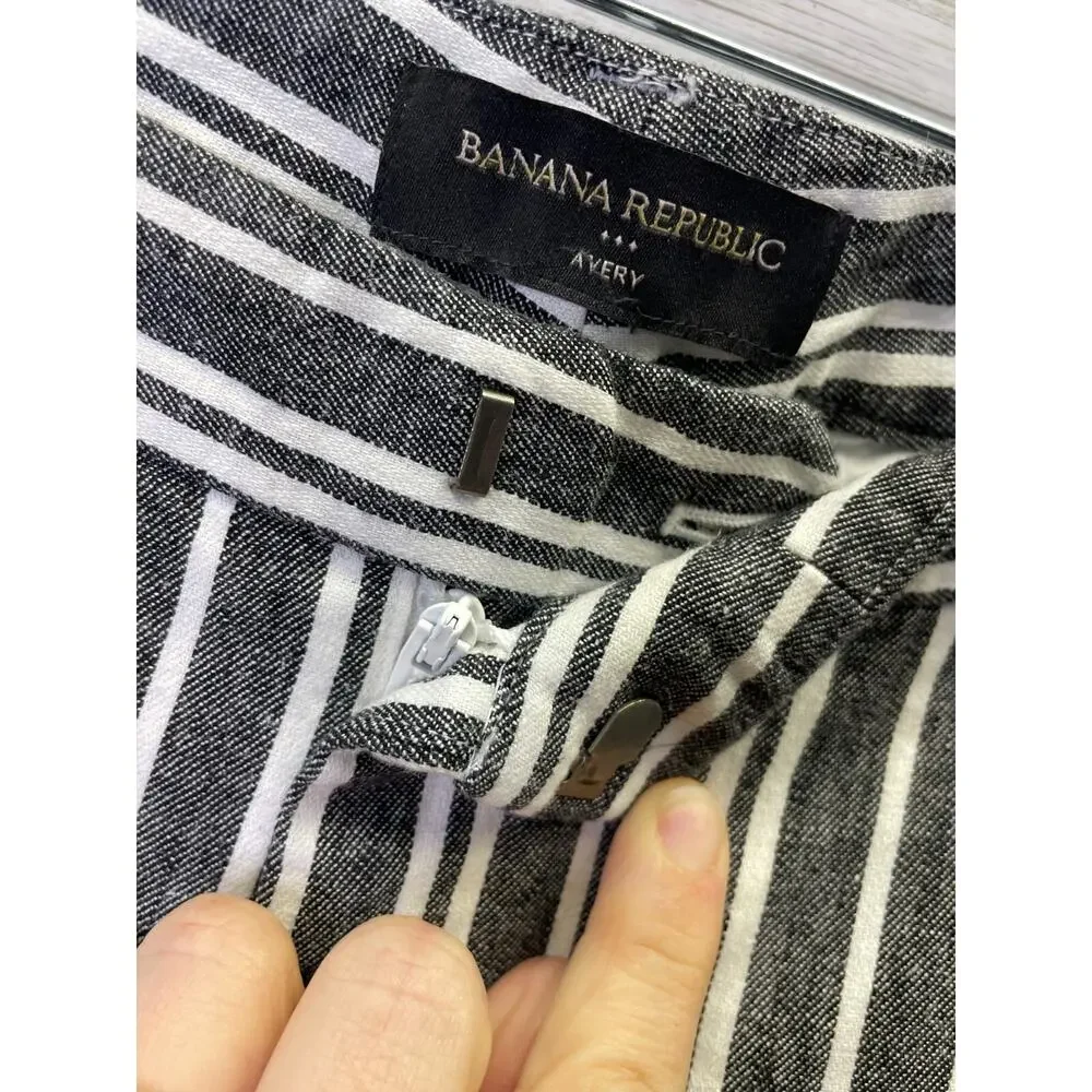 Banana Republic Avery‎ Pants 8 Petite Gray White Striped Cropped Linen 572296-00